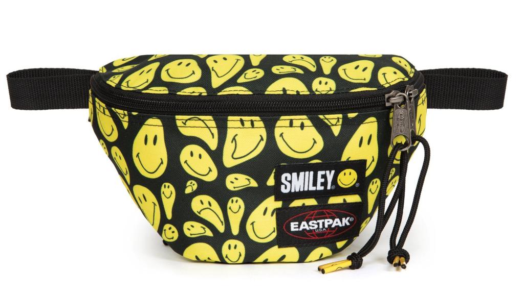Riñonera Eastpak X Smiley