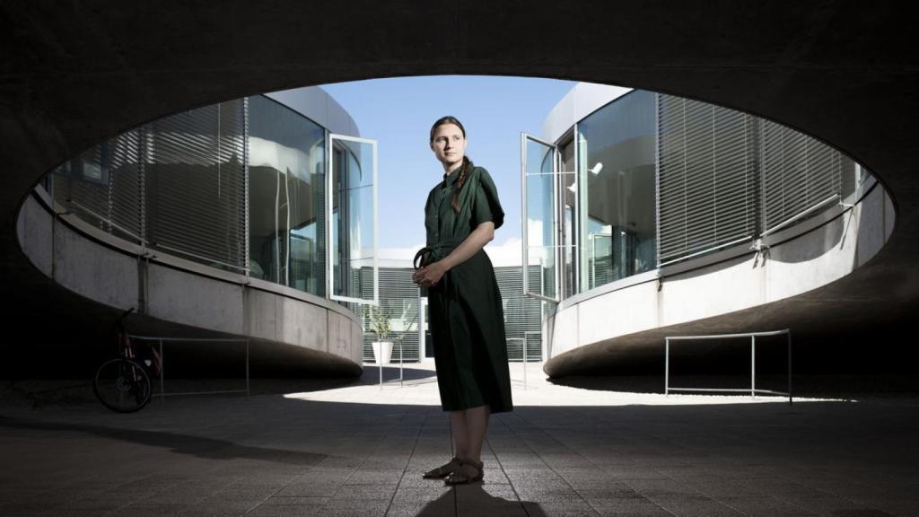 La matemática ucraniana Maryna Sergiivna Viazovska, catedrática en la universidad suiza EPFL, galardonada con el premio Fields de matemáticas.