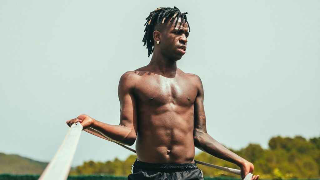 Vinicius, entrenando durante sus vacaciones de verano. Foto: Instagram (@vinijr)