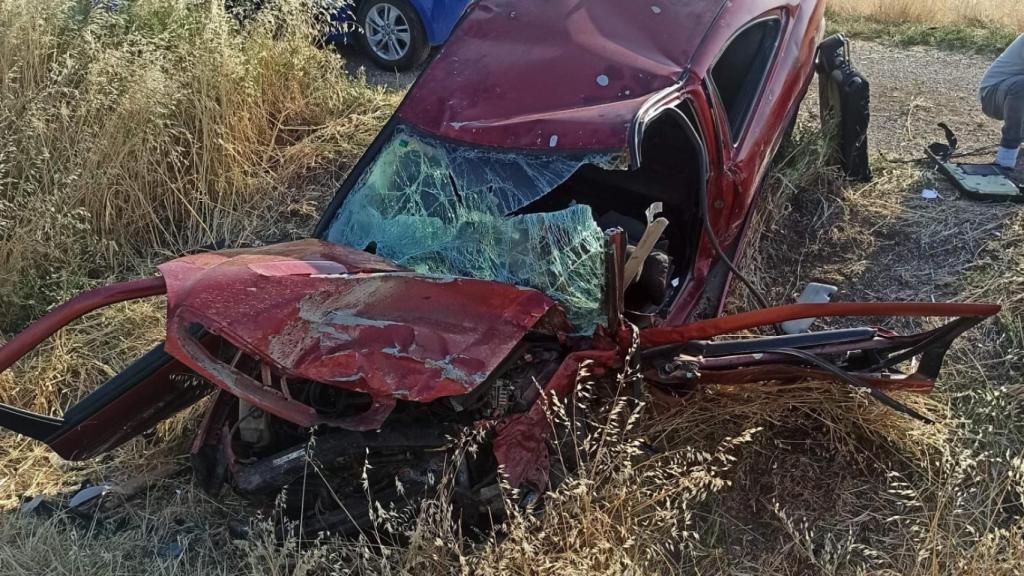 Así quedó una no de los vehículos siniestrados.