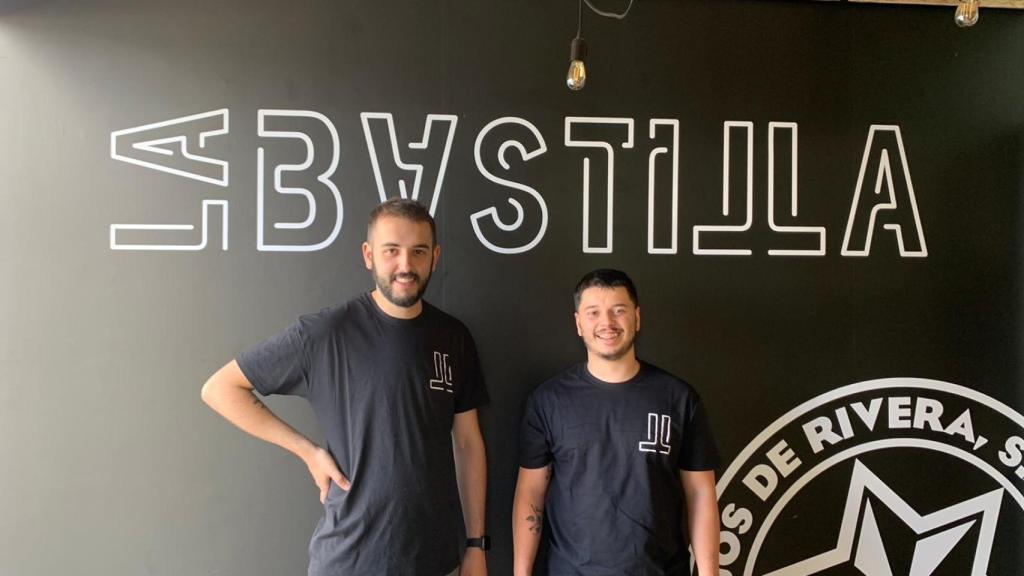 Sergio Couto y Diego Porta en su nuevo local