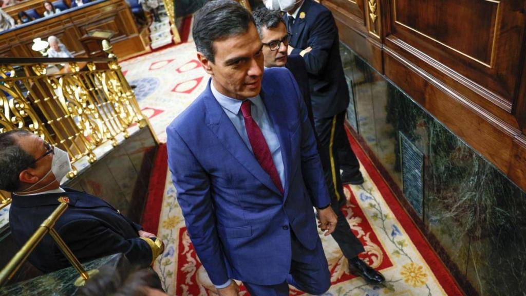 El presidente Sánchez, a la salida de una sesión del Congreso, el pasado mes de abril.