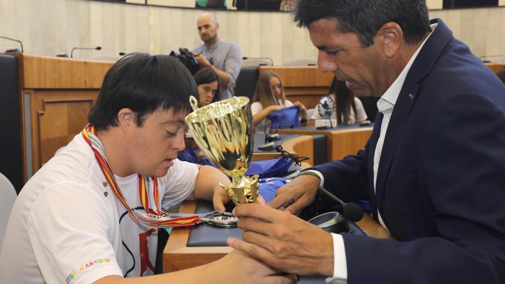 El presidente de la Diputación de Alicante, Carlos Mazón, en imagen de archivo.