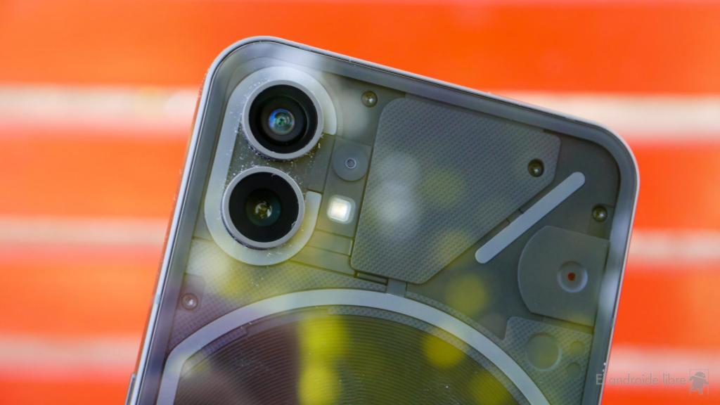 Toma de contacto con el Nothing phone (1)