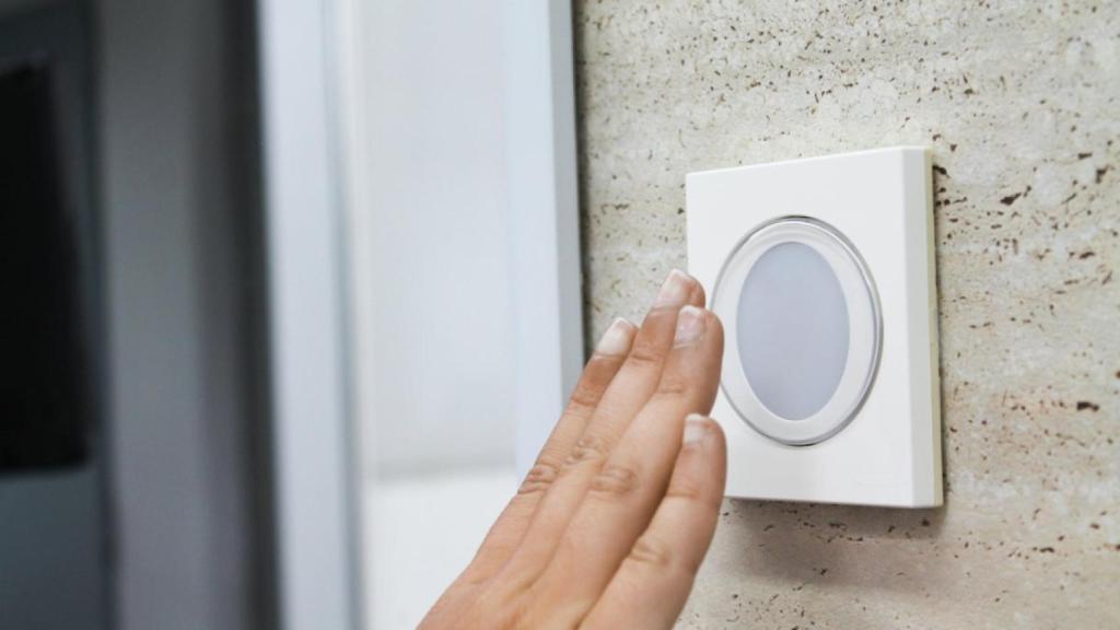 Waisense consta de 3 módulos que se instalan en el sistema de fontanería de la casa sin necesidad de obras y tuberías adicionales.