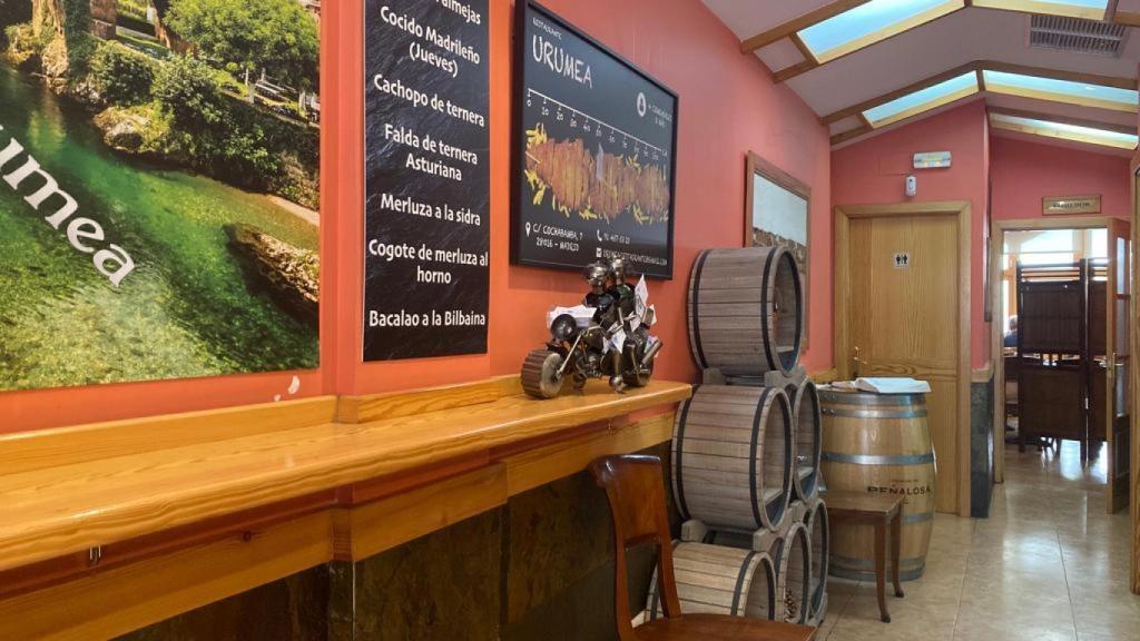 Interior del restaurante Urumea.