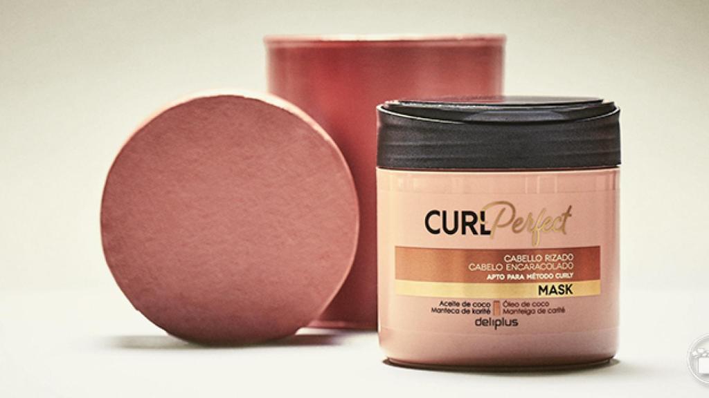 Mascarilla capilar de la línea Curl Perfect.