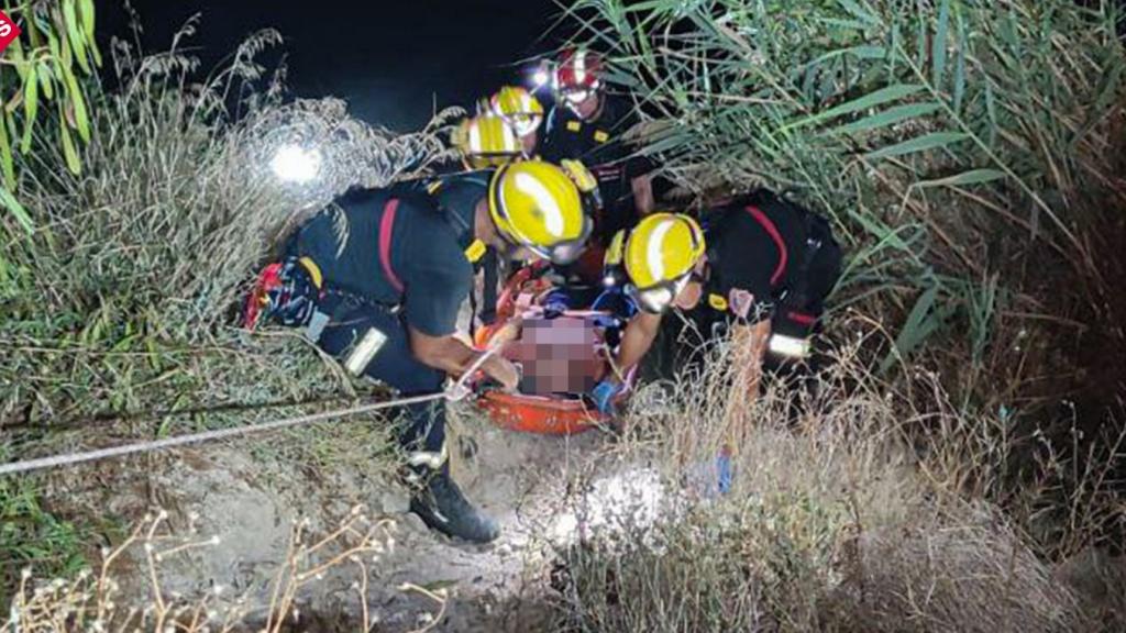 El herido de 34 años fue recogido en Finestrat y trasladado al hospital de la Marina Baixa.