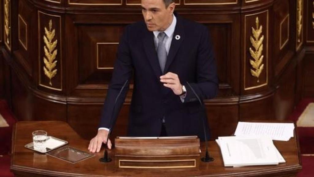 Sánchez apuesta por un futuro descarbonizado y muestra su rechazo a las centrales térmicas