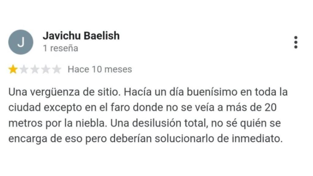 Comentario sobre la niebla en A Coruña.