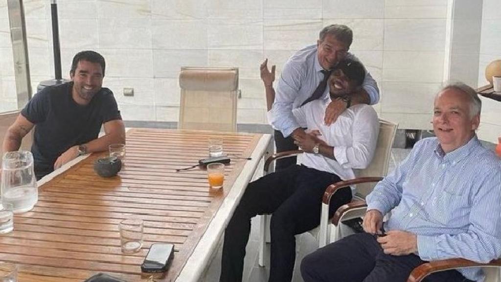 El encuentro entre Deco, Laporta, Eto'o y Echevarría en junio de 2022