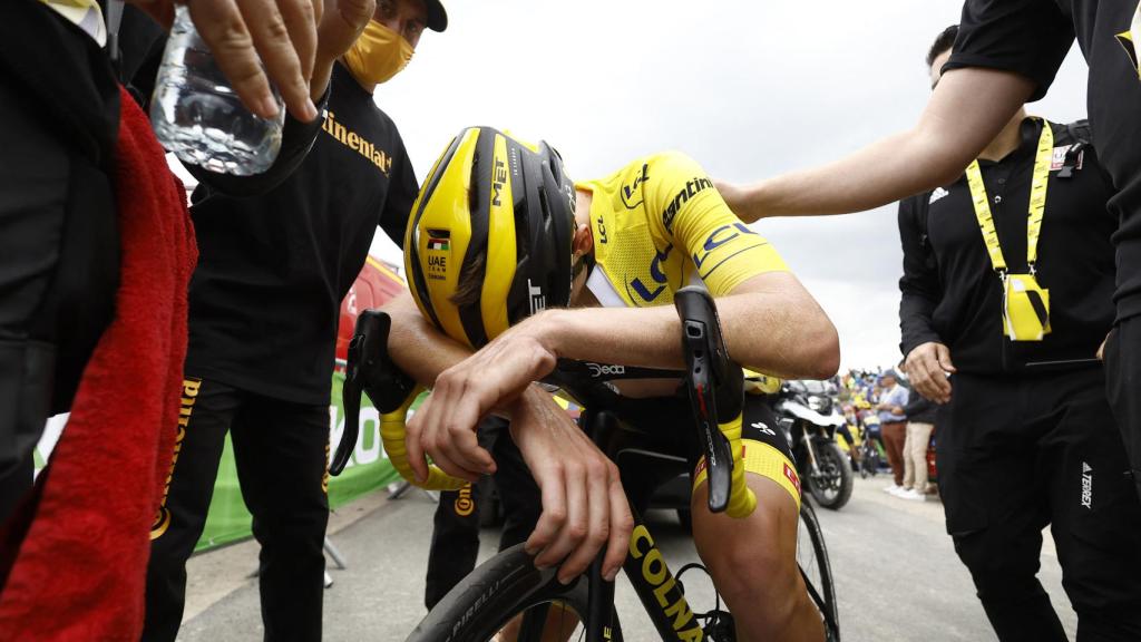 Tadej Pogacar, abatido.