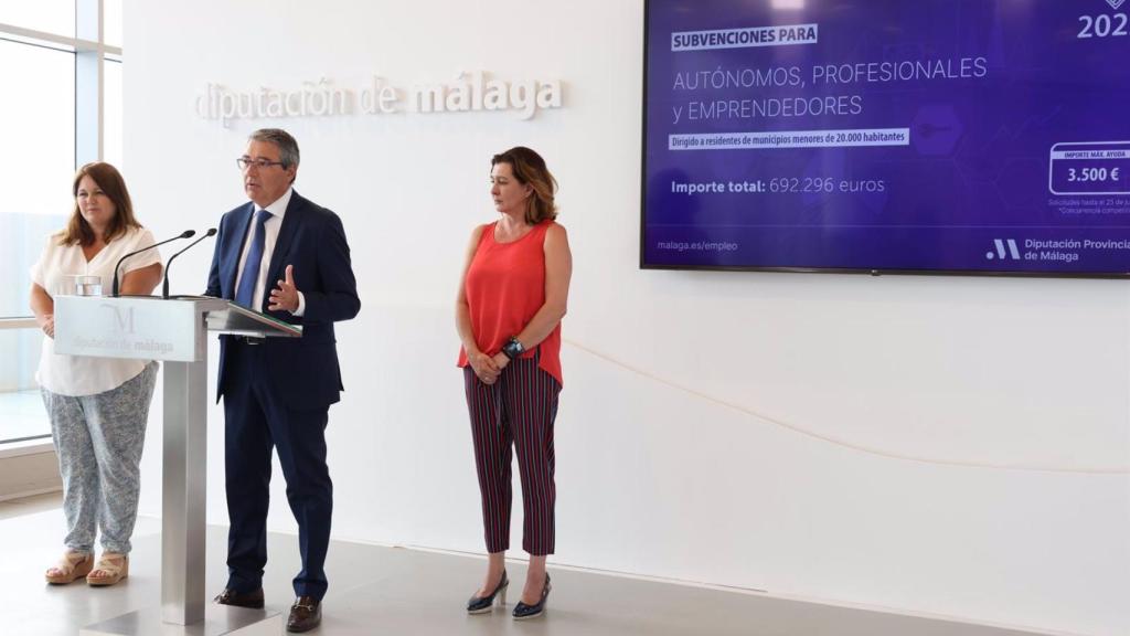 Francisco Salado, en la presentación de los planes de ayuda.