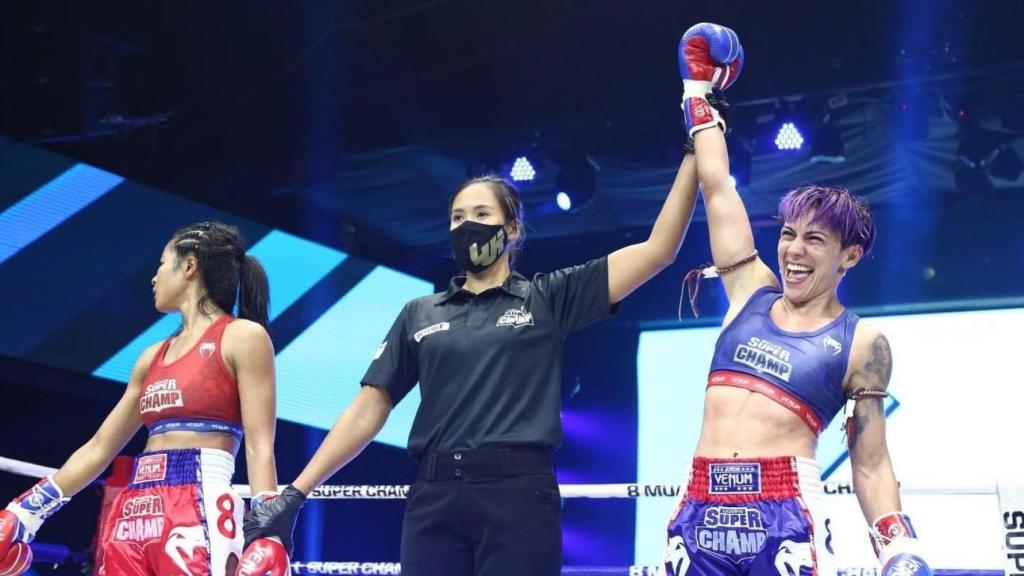 La gaditana, en una imagen que la recoge como ganadora de un combate.