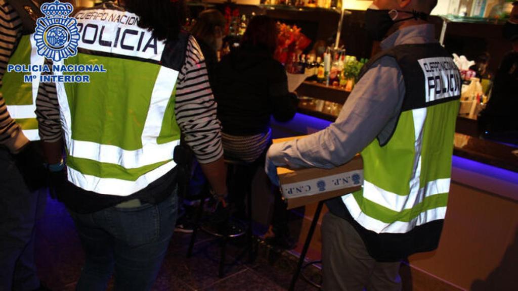 Imagen de archivo de la Policía Nacional en un club de alterne.
