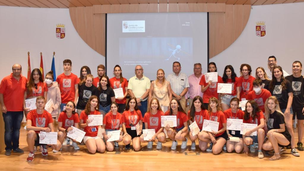 Estudiantes participantes en el IV Campus de Profundización Científica en Humanidades y Ciencias Sociales