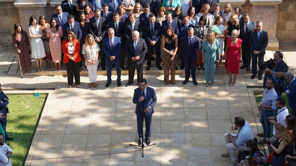 El presidente de la Junta, Juanma Moreno, antes de la constitución del Parlamento andaluz.