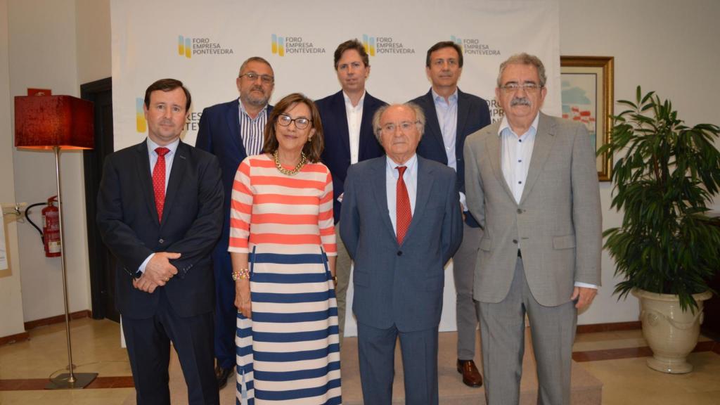 La subdelegada del Gobierno, Maica Larriba, durante el encuentro en Foro Empresa Pontevedra.