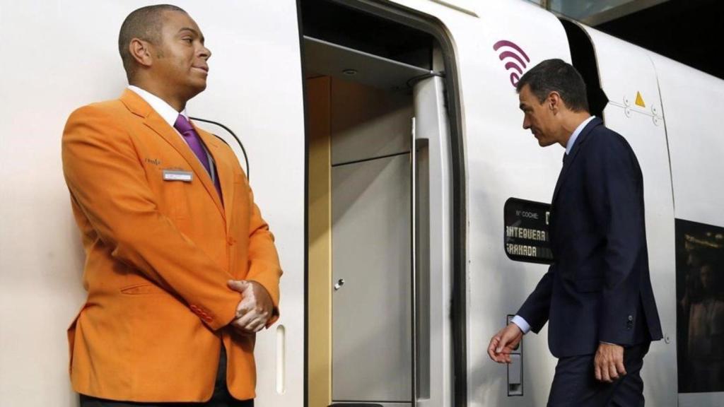 Pedro Sánchez, presidente del Gobierno, en el acto de inauguración del AVE a Granada.