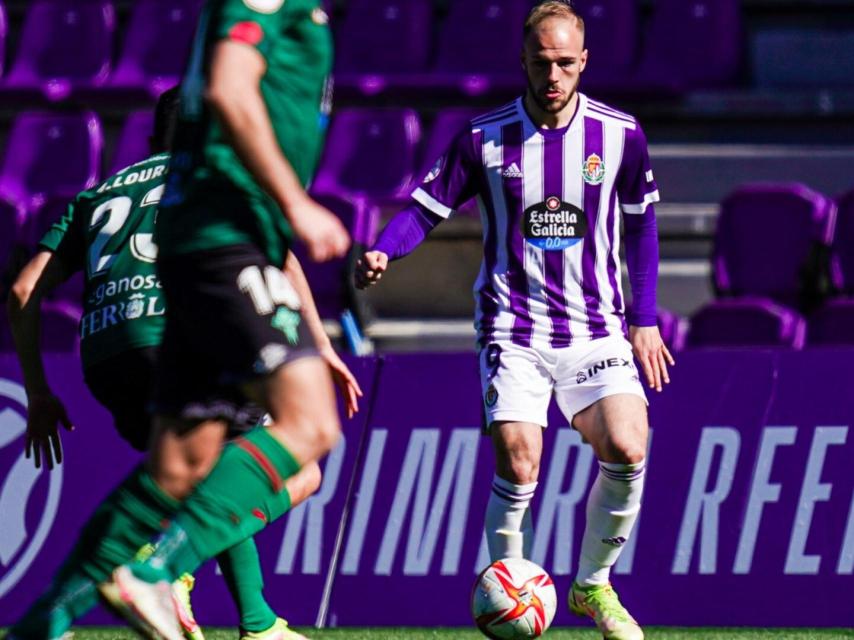 Sergio Benito durante un partido con el Real Valladolid.