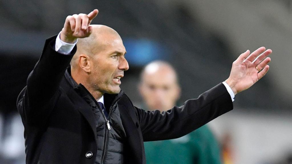 Zinedine Zidane, en un partido del Real Madrid