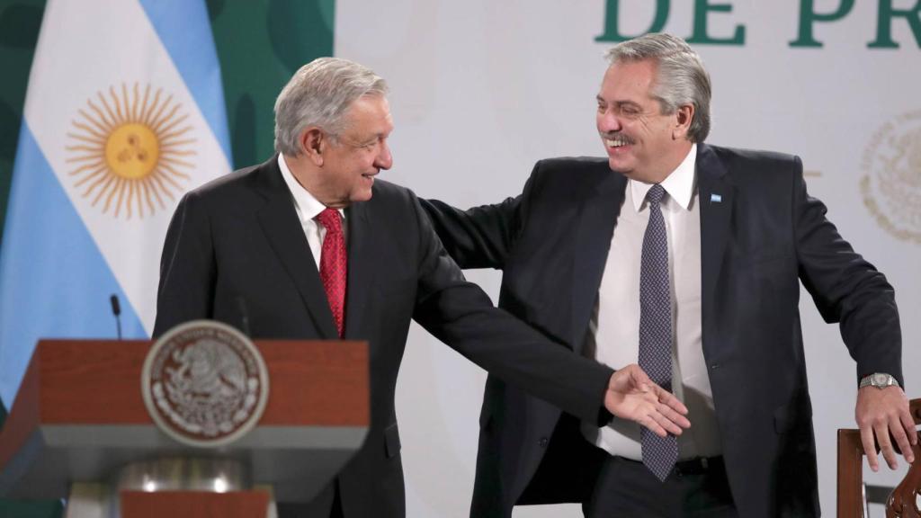 El presidente de Méjico, Andrés Manuel López Obrador, junto a su homólogo argentino, Alberto Fernández.