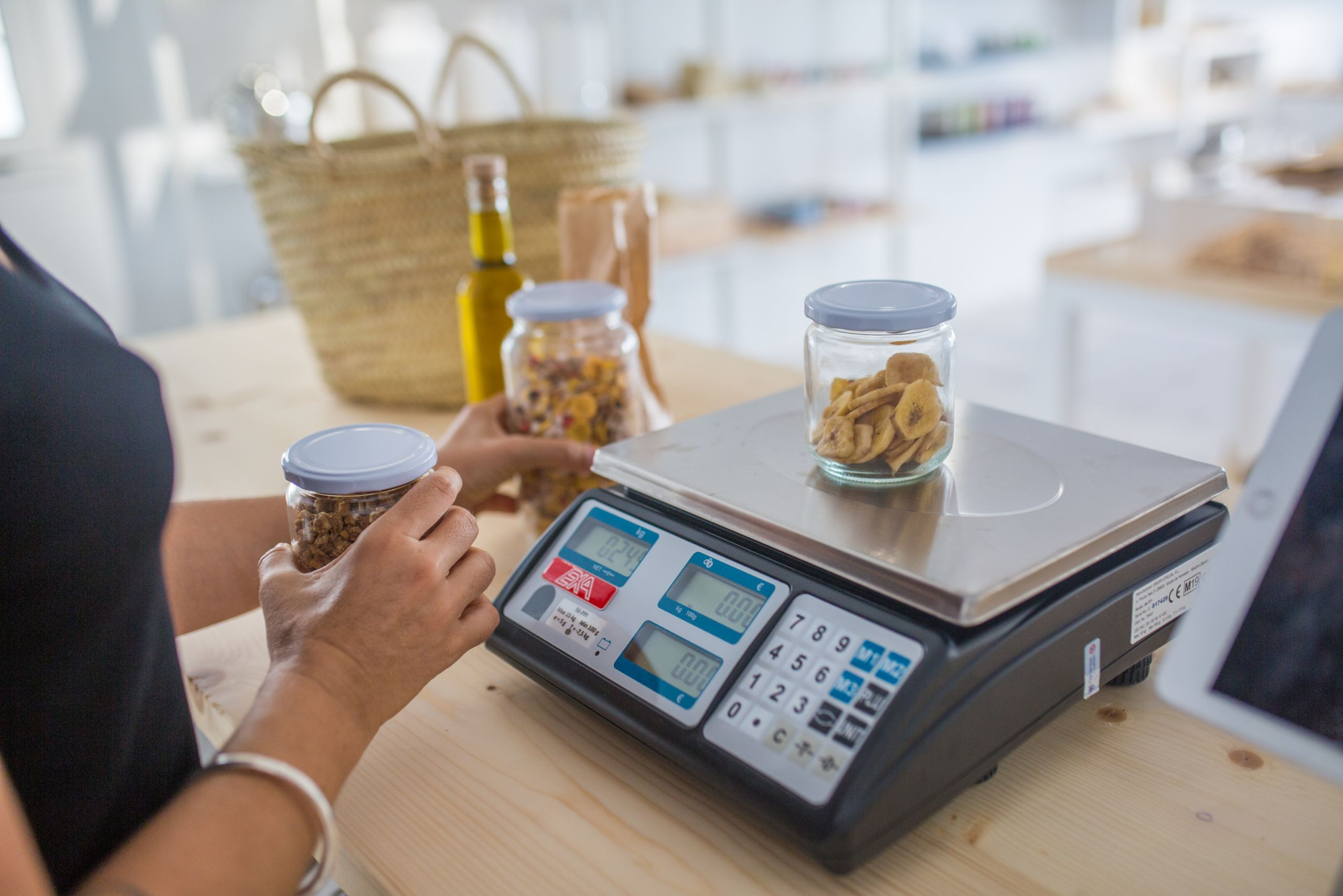 Compra en Desnuda Store, en Pontevedra. Foto: Cedida