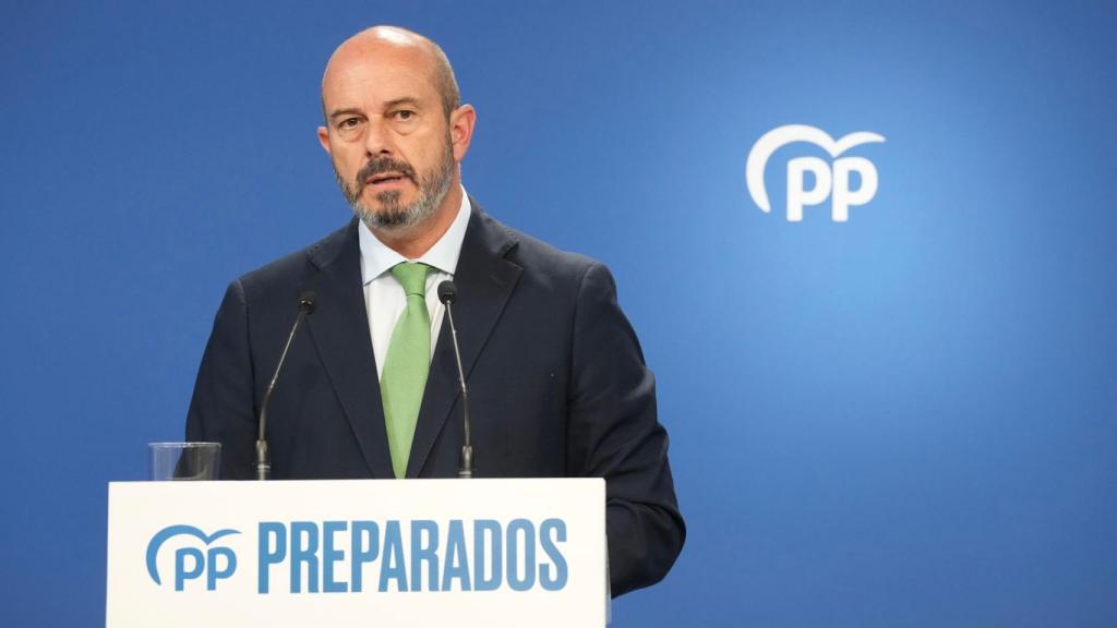 El vicesecretario de Coordinación Autonómica y Local del PP, Pedro Rollán, este martes en rueda de prensa.