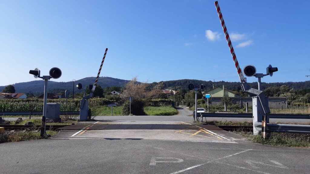 Paso a nivel en Valga (Pontevedra).