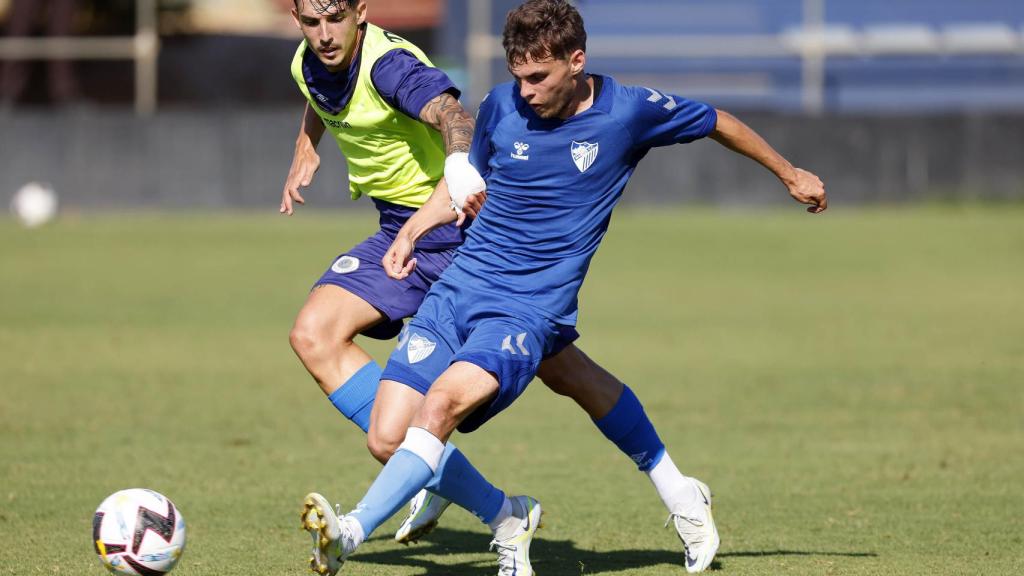 Aleix Febas durante el Málaga-Vélez CF