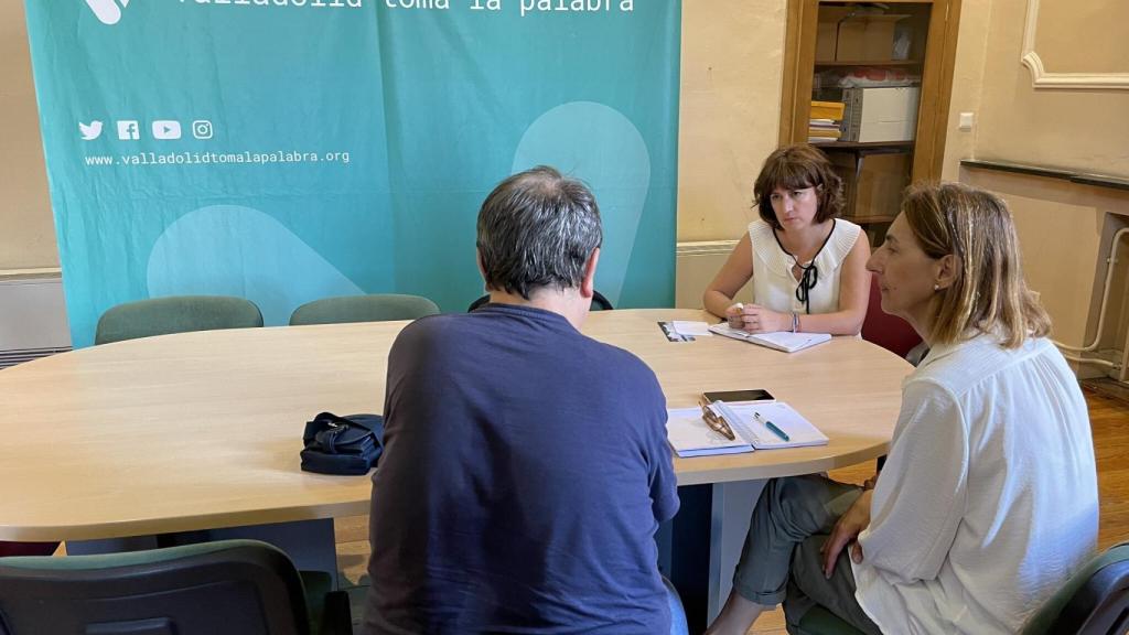 Reunión de María Sánchez con el comité de empresa del 112.