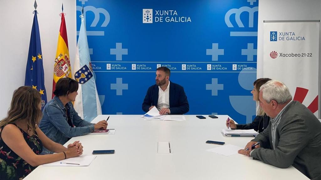 El delegado de la Xunta infroma de la rehabilitación integral del CPI Eusebio Lorenzo Baleirón de Dodro