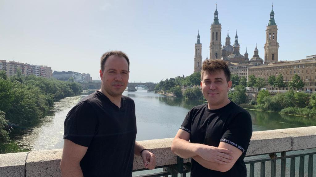 Hugo Landa Turno (i) y Roberto Lorenzo Escuin (d), los socios fundadores de Mocitox.