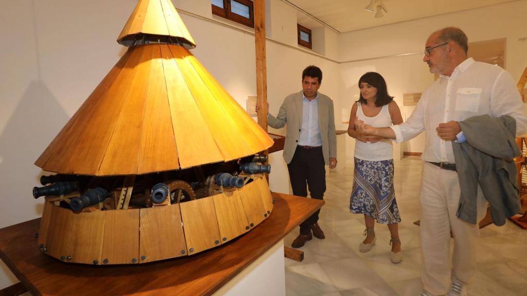 Un instante en la presentación de la Exposición.