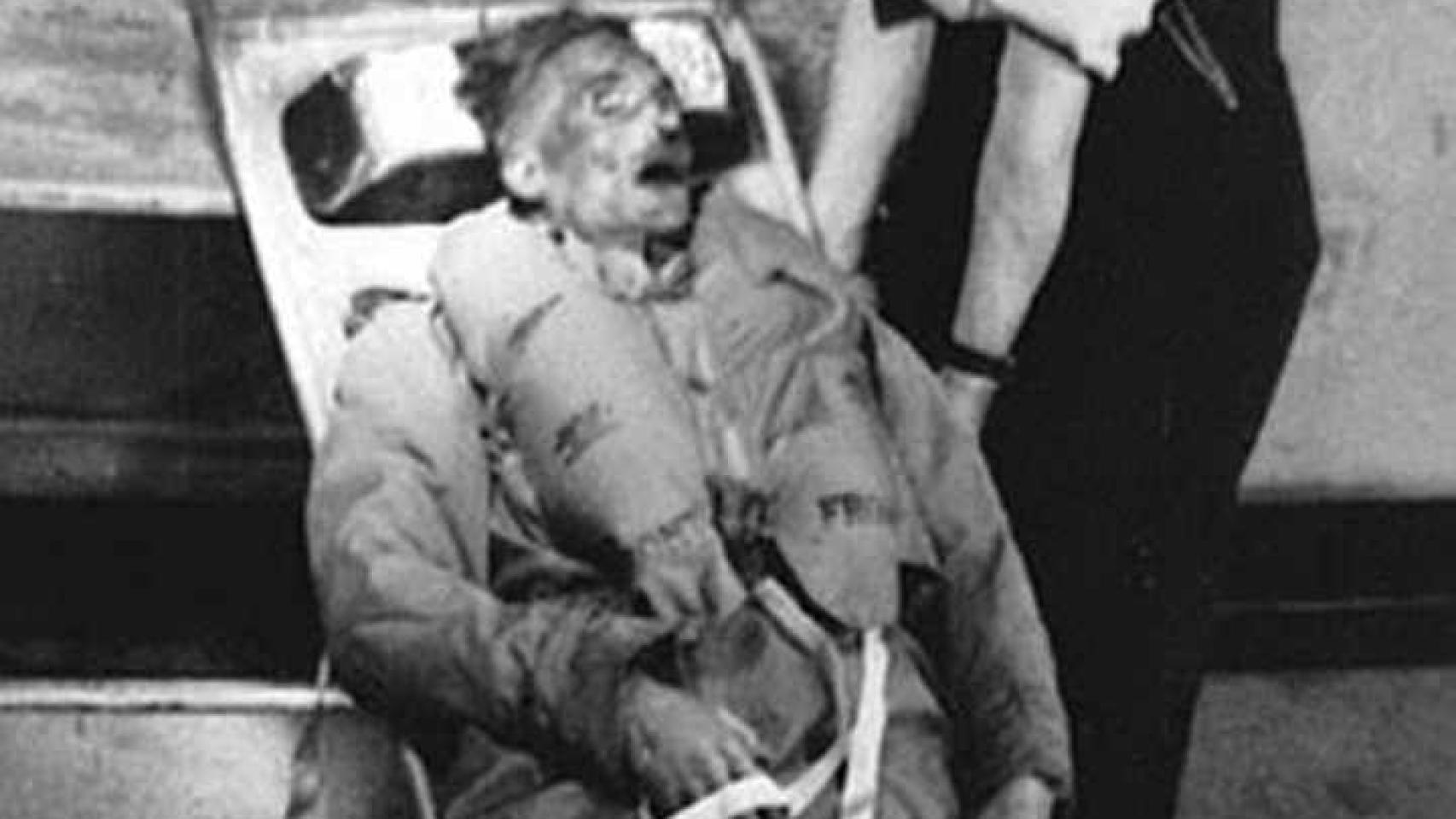 El cadáver de Glyndwr Michael, preparado como mayor William Martin en la Operación Mincemeat (Carne Picada), antes de soltarlo frente a la costa de Huelva en 1943.