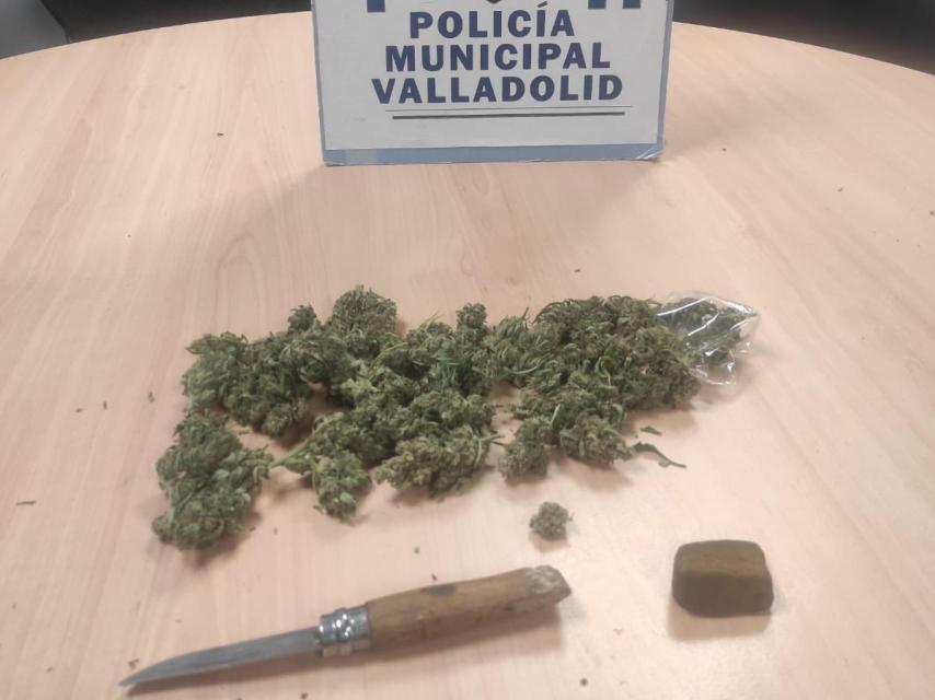 Denunciados tres jóvenes en la zona del Cabildo de Valladolid