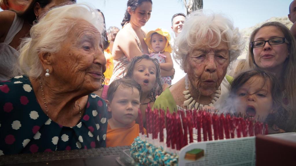 Una imagen del momento del 'Cumplaeños feliz' de Pepita.