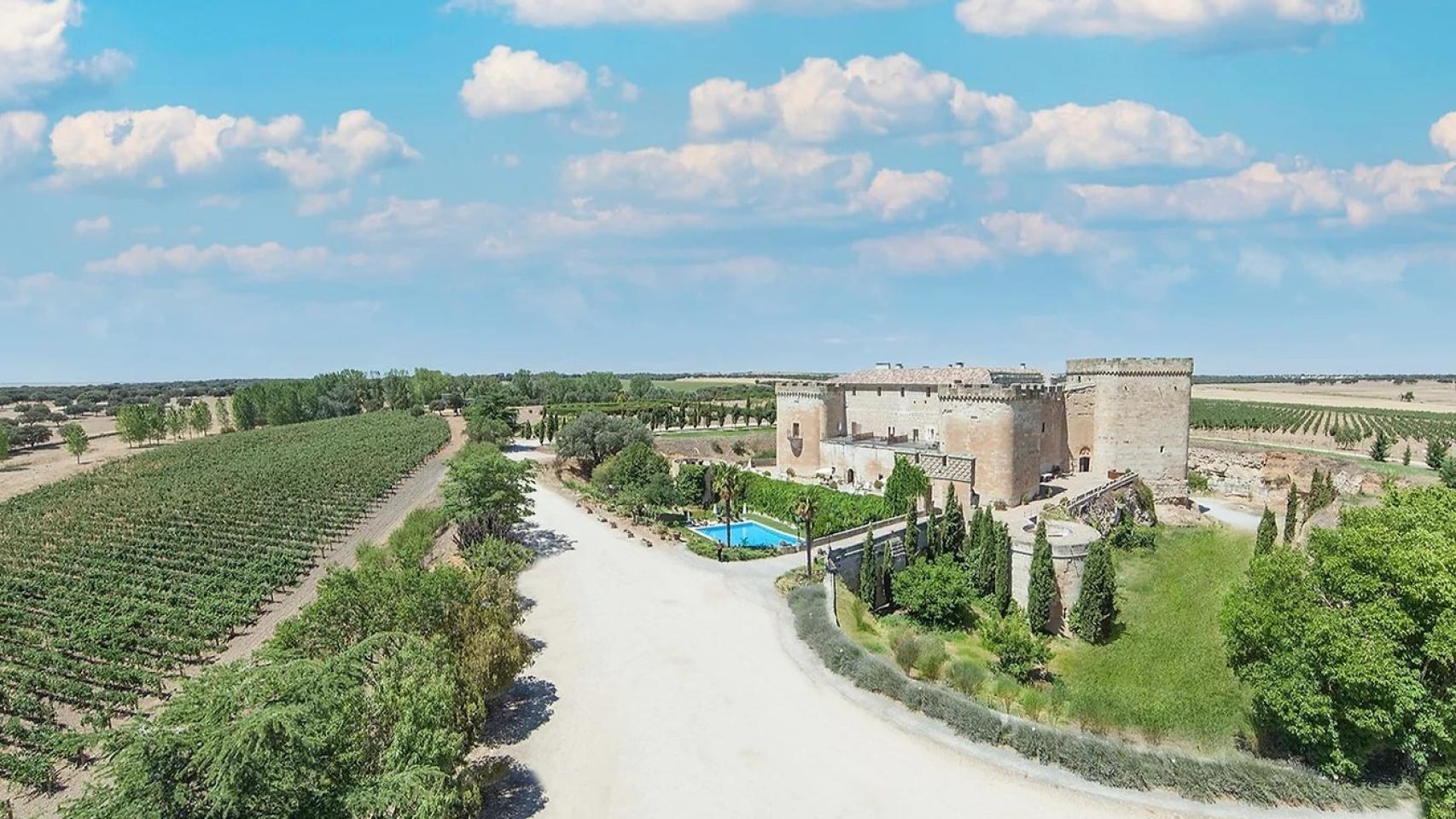 Es castillo es hoy un complejo hotelero con la categoría de Posada Real.