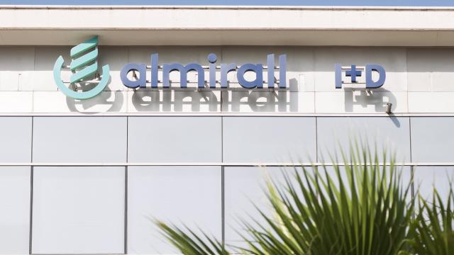 Instalaciones de Almirall.