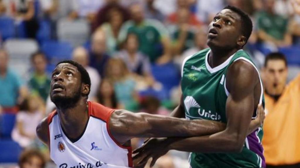 Romaric Belemene, con la camiseta de Unicaja, es el cuarto fichaje del UEMC Real Valladolid