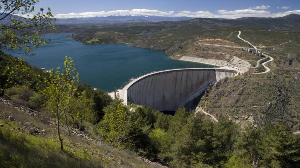 Embalse en El Atazar (Madrid).