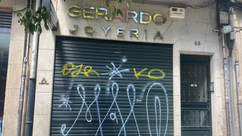 Fachada de la joyería Gerardo en Rúa do Hórreo en Santiago
