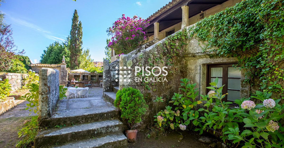 Exterior de la antigua propiedad de Emilia Pardo Bazán en Sanxenxo. Foto: Idealista