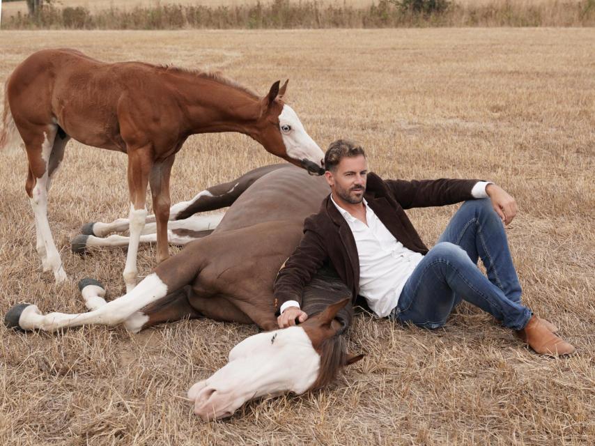 Santi Camps, con sus caballos.