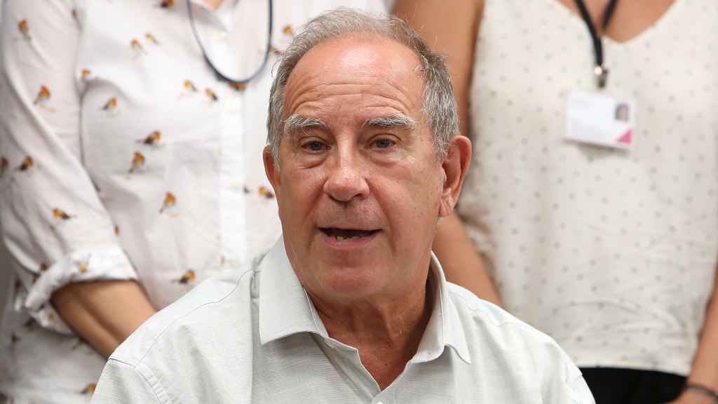 Juli Fuster, ex director general del Servicio de Salud de las Islas Baleares, en la rueda de prensa de su dimisión.