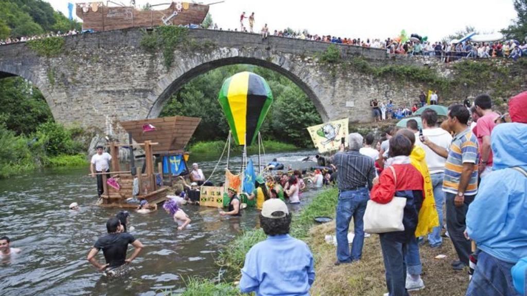 Descenso Folklórico del Nalón.