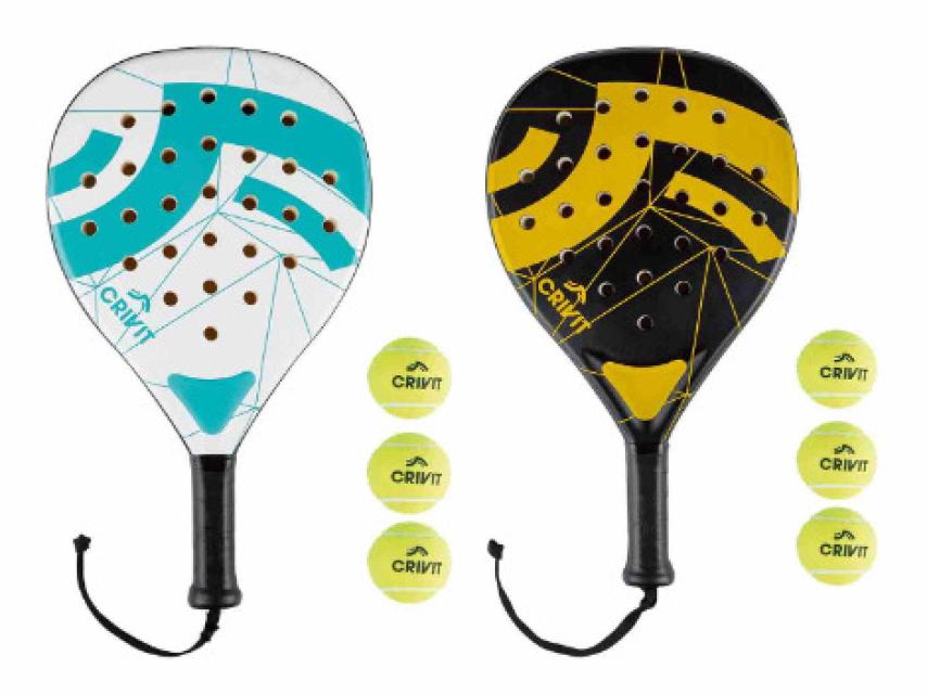 Las palas de pádel que comercia Lidl, justo a tres pelotas.