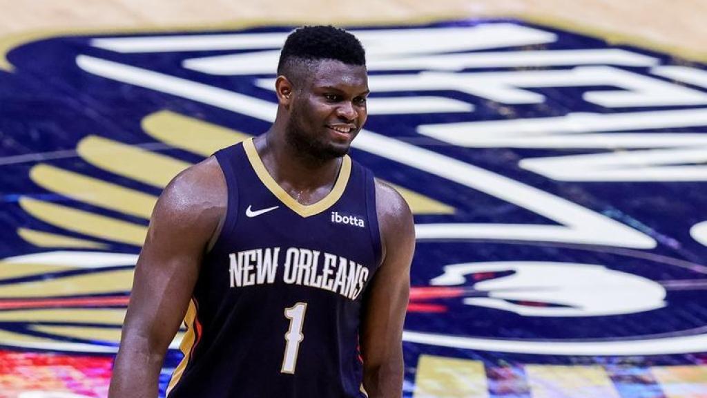 Zion Williamson durante un partido con los New Orleans Pelicans