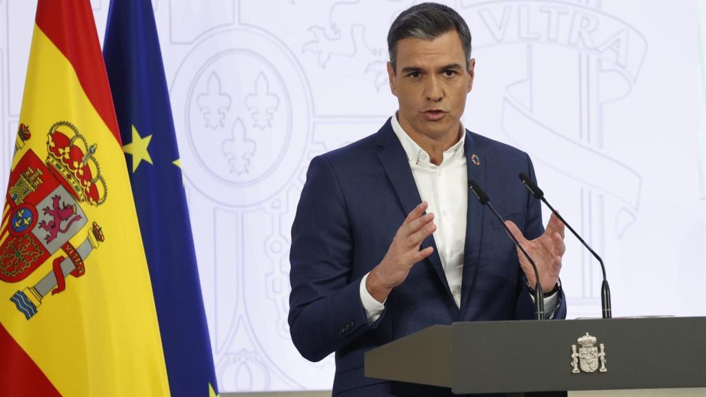 Pedro Sánchez, presidente del Gobierno, durante la rueda de prensa ofrecida este viernes.