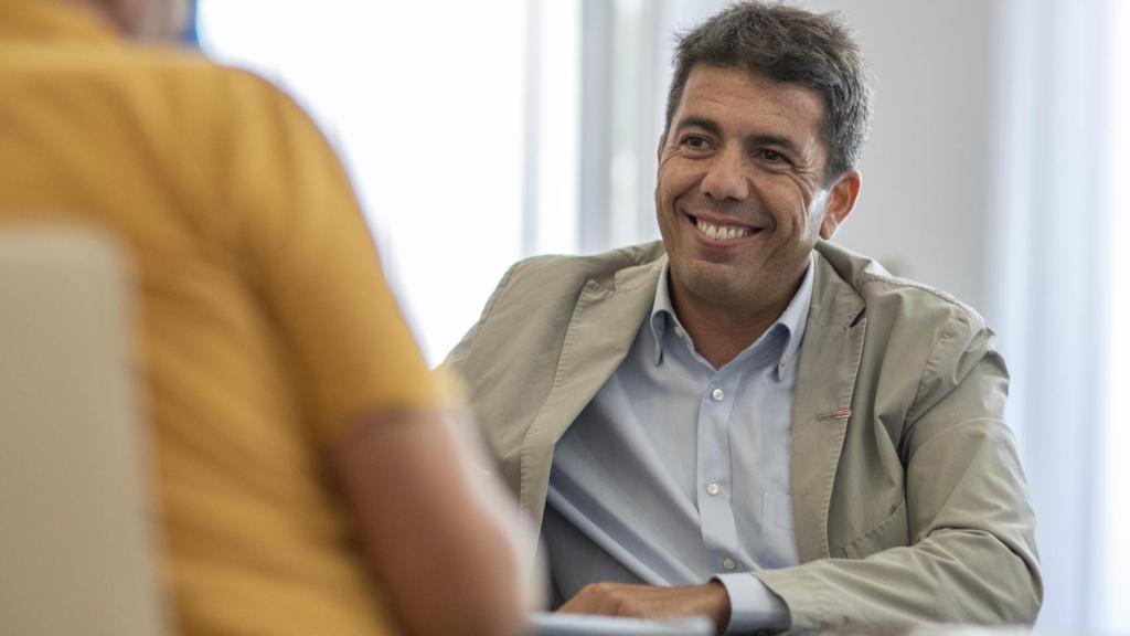 Mazón, en el Palacio provincial de Alicante.